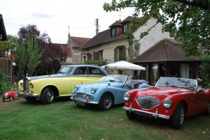 Détente pour l'équipe :Balade en voitures anciennes autour de la boucle de Seine 